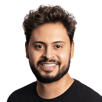 Circle-shaped professional headshot photo of Luiz Cordeiro